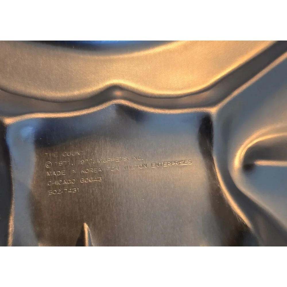 Vintage 1977 Wilton Sesame Street The Count Cake Pan 2105-2673 Muppets Aluminum‎